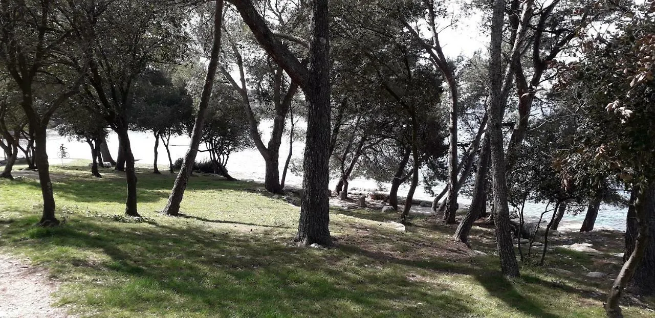 Holiday home Mobile Home Cinzia Pula Croatia